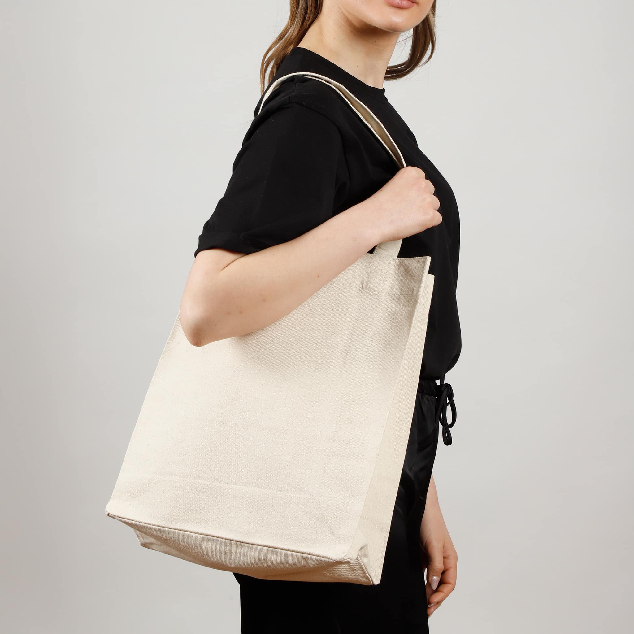 eco-friendly-recycled-tote-bag-model